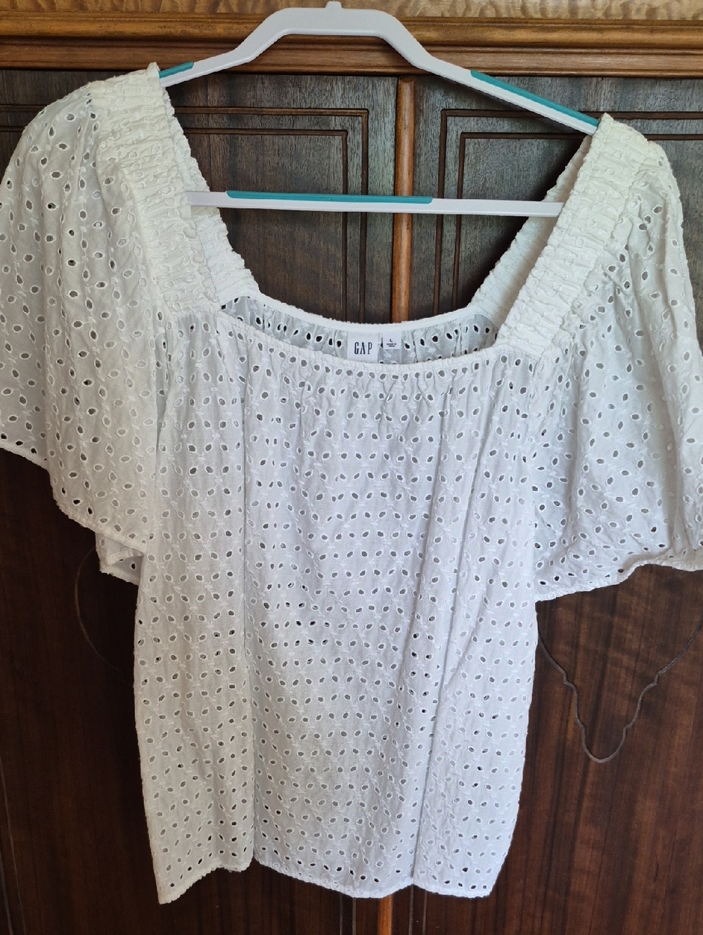 GAP White Eyelet Off-Shoulder Blouse